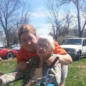 Meet your Posher, April